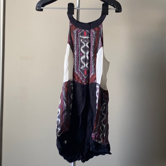 Cute romper from Urban Outfitters. - Picture 1 of 3